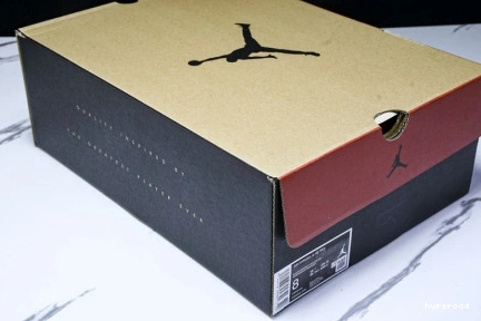 Hyperoad 12 GOLD” AIR JORDAN “UNIVERSITY 0825